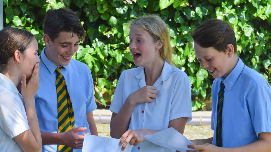 Broomwood Hall on the senior school transition