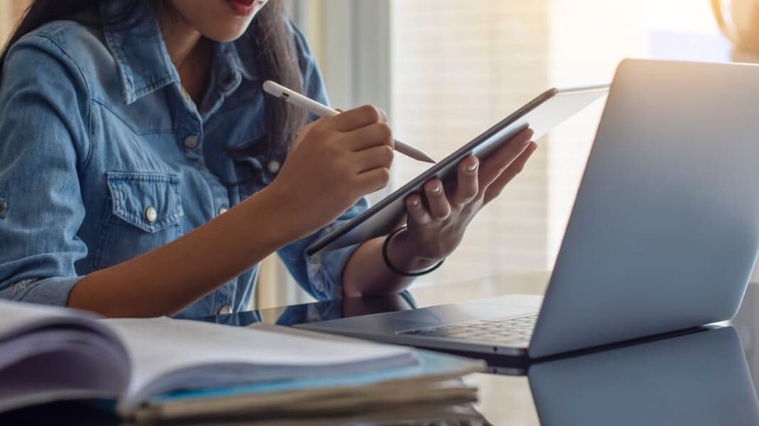 Elea High Online School on the EPQ advantage