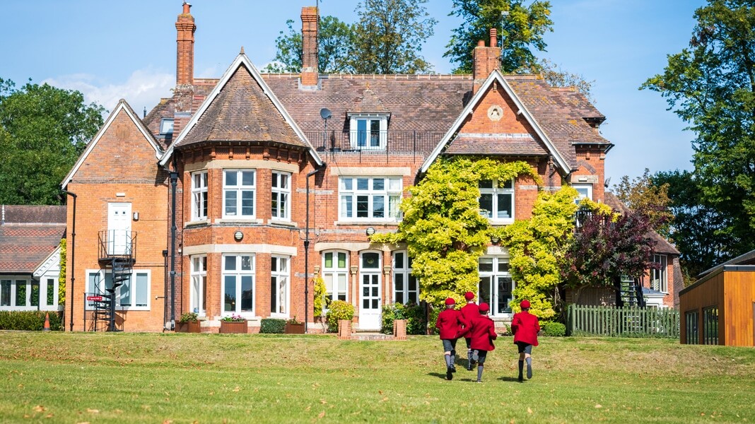 Moulsford Prep to go fully co-ed