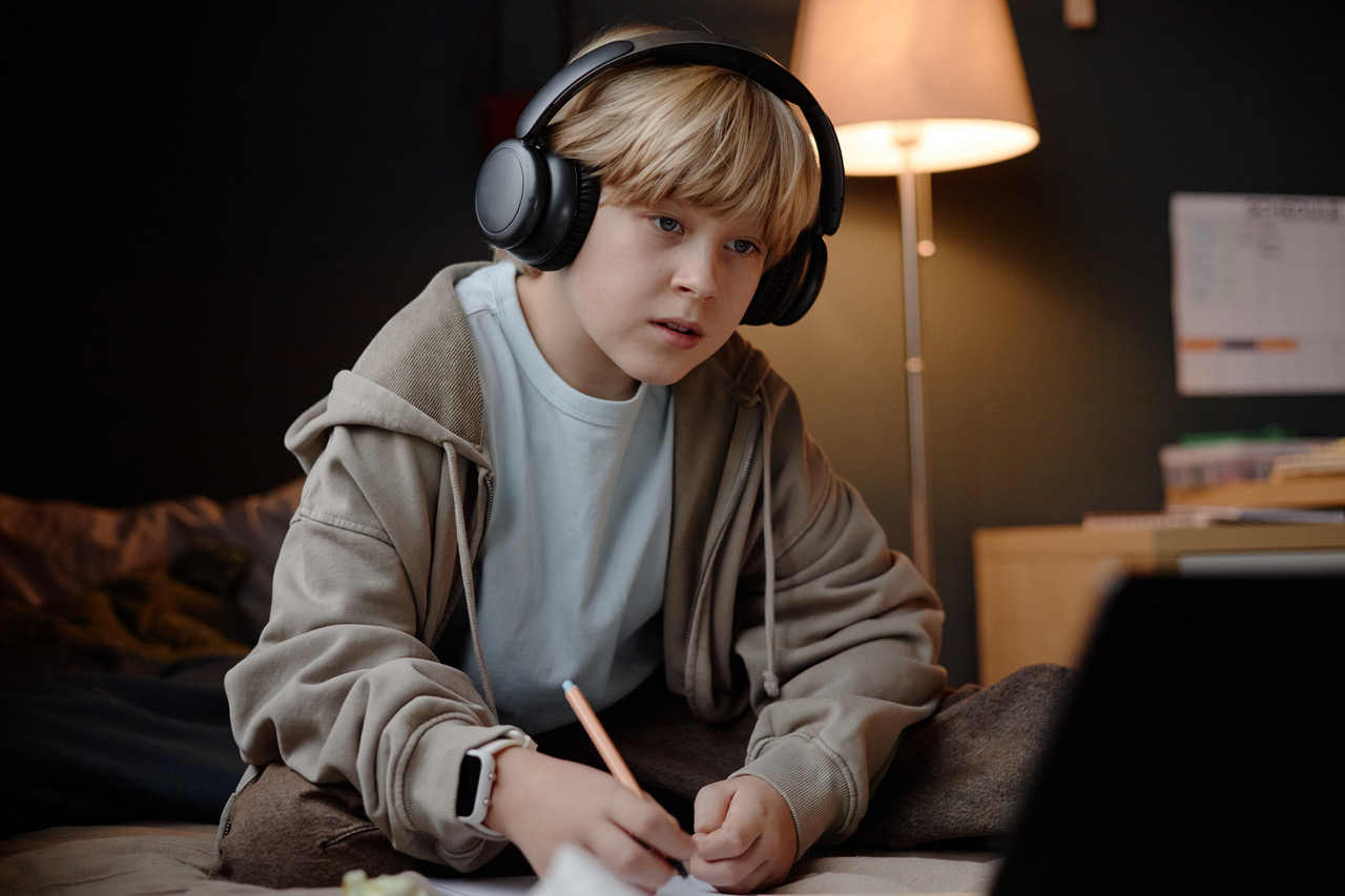 Image supplied by Oxford Online School | best online schools