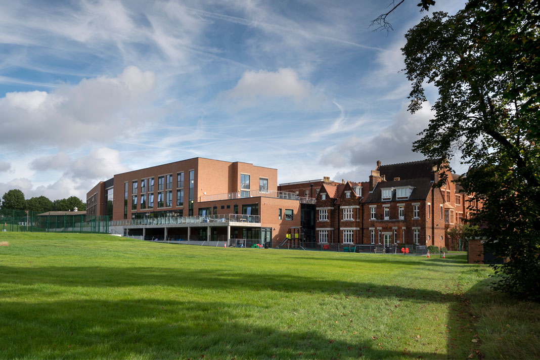 Focus on St Dunstan's College Junior School / Growing strong