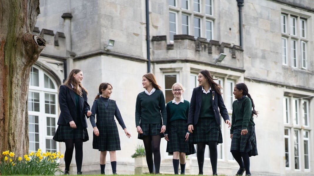 Abbot's Hill School on selective thinking
