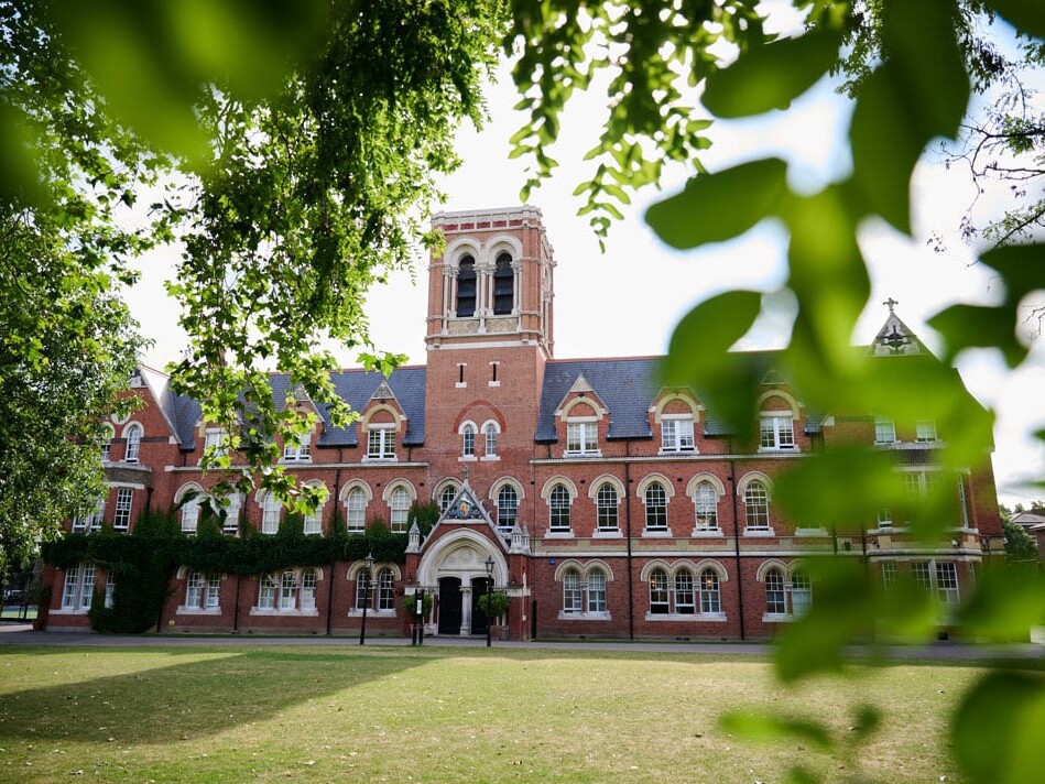 Emanuel School on boarding the AI train